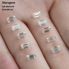 Melee Emerald Cut Lab maħluqa Diamond